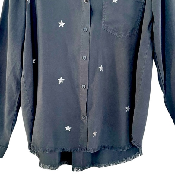 ANTHROPOLOGIE Cloth & Stone Lyocell Button Down Raw Hem Silver Star Shirt Size L - Picture 8 of 10